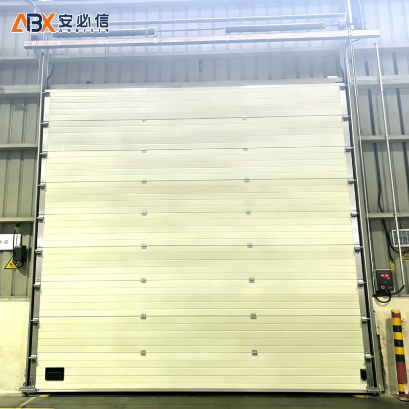 内江快速滑升门